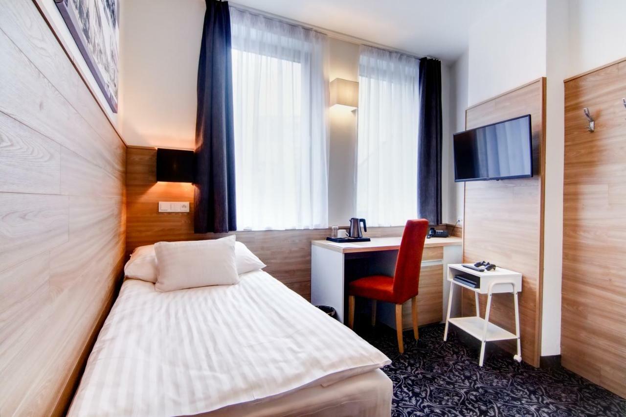 Hotel Koflik Strakonice Bagian luar foto